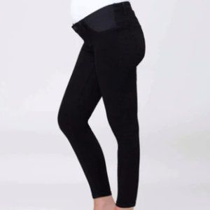 Ripe Maternity Isla Ankle Grazer Jegging - Black SIZE MEDIUM.